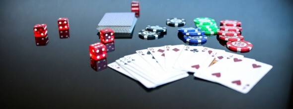 Loterijní zákon - kde lze legálně sázet na sport, hrát automaty nebo online poker na území Česka?