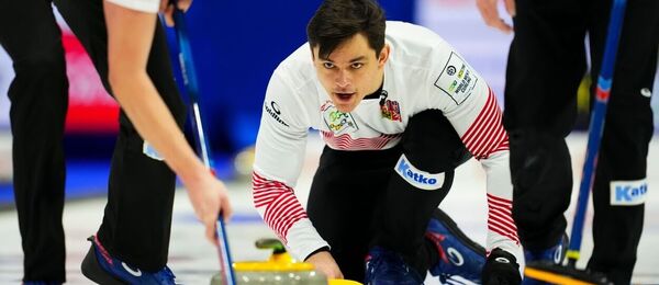 Curling, český skip Lukáš Klíma během Mistrovství světa v Kanadě, Ottawa