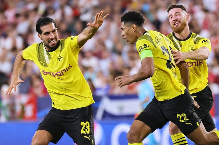 Emre Can a Jude Bellingham slaví gól Borussie Dortmund - Profimedia
