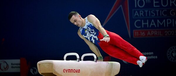 Sportovní gymnastika, Radomír Sliž při sestavě na koni našíř, Mistrovství Evropy v Antalyi, Turecko