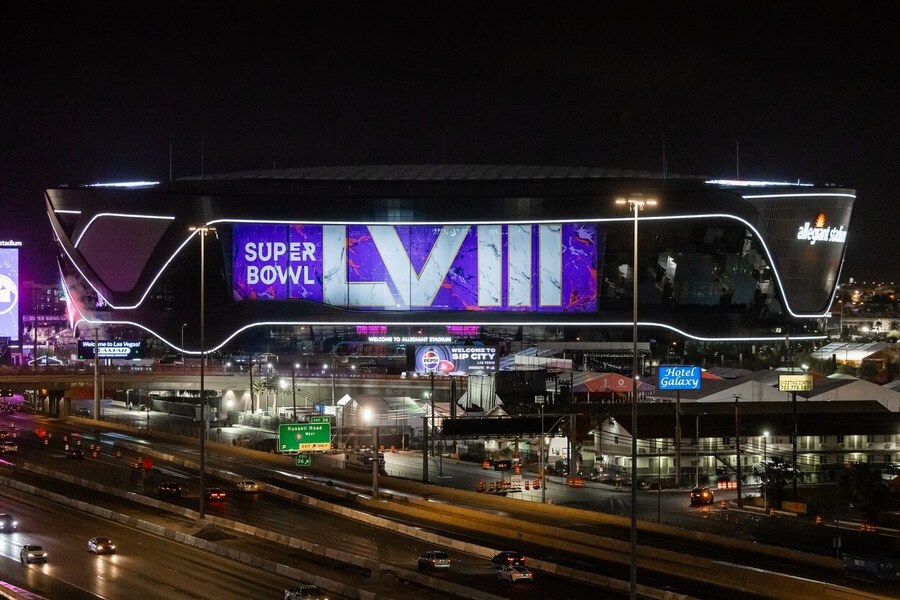 Dnes se v Las Vegas odehraje NFL Super Bowl LVIII mezi Kansas City Chiefs a San Francisco 49ers