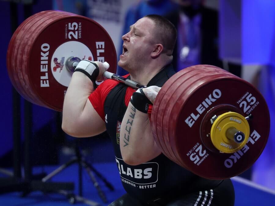 Vzpírání, český vzpěrač Kamil Kučera během Mistrovství Evropy ve váhové kategorii nad 109 kg