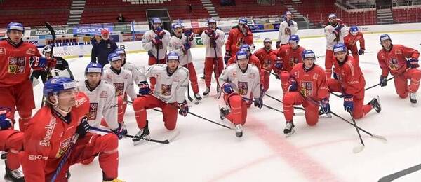 Česká hokejová reprezentace na tréninku v Budvar Aréně před přípravným zápasem proti Rakousku