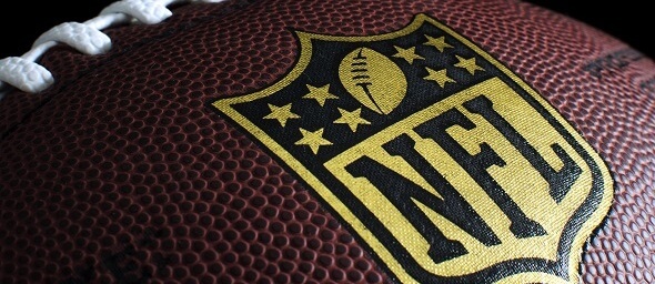 Americký fotbal, NFL, míč, logo - Zdroj Twin Design, Shutterstock.com