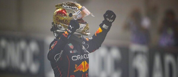 Max Verstappen slaví triumf ve Formuli 1 2022 - Profimedia