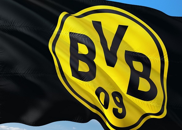 Fotbal - vlajka fotbalového klubu Borusia Dortmund