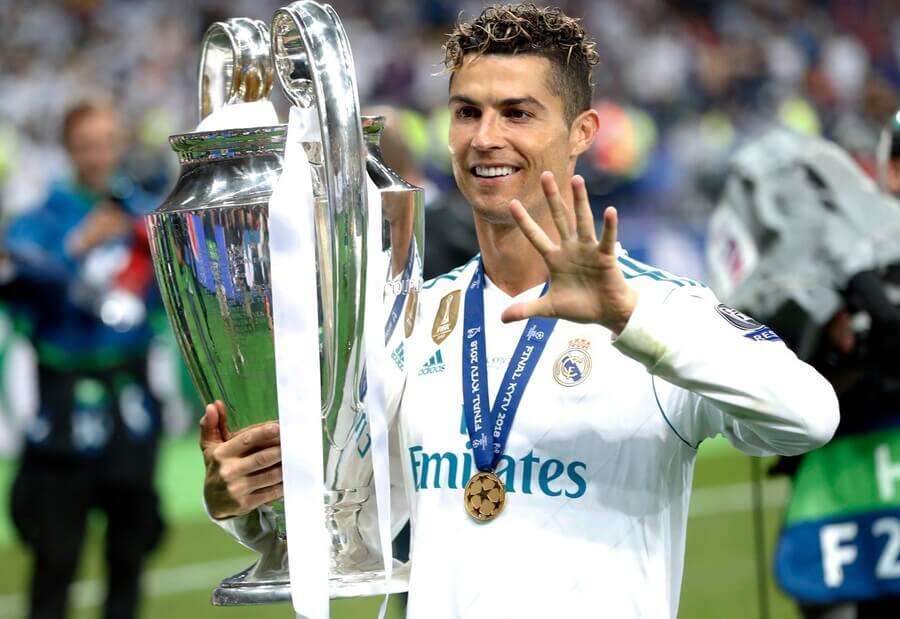 Cristiano Ronaldo vyhrál pět titulů v Lize mistrů UEFA