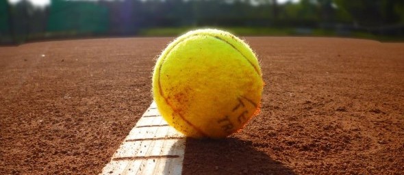 Tenis (antuka) - ilustrační foto