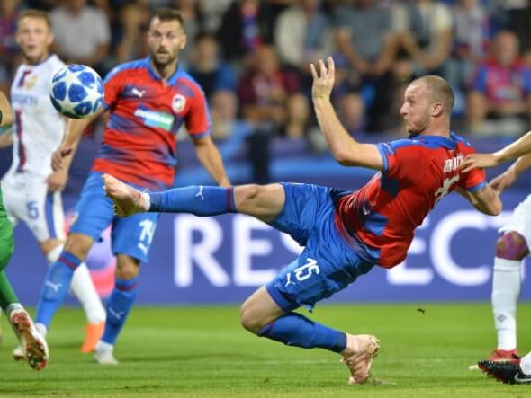 Fotbal, Plzeň v Lize mistrů, Michael Krmenčík - Zdroj ČTK, Chaloupka Miroslav