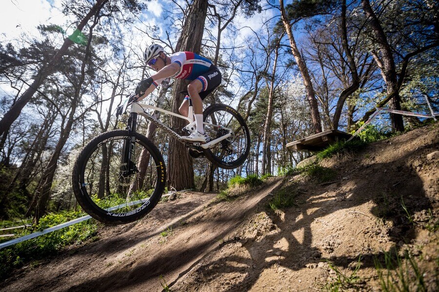 Cyklistika, MTB, horská kola, Ondřej Cink během závodu Českého poháru v Touškově