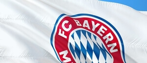 Fotbal - vlajka fotbalového klubu FC Bayern Mnichov