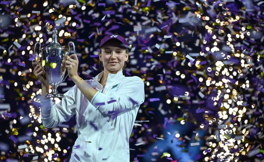 V roce 2025 zvítězila na Turnaji mistryň Elena Rybakina