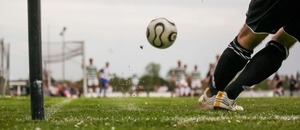 Fotbal - rohový kop (ilustrační obrázek)