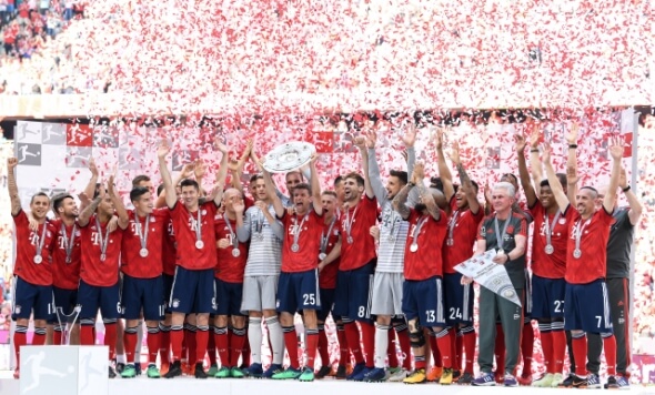 Bayern Mnichov slaví titul v Bundeslize