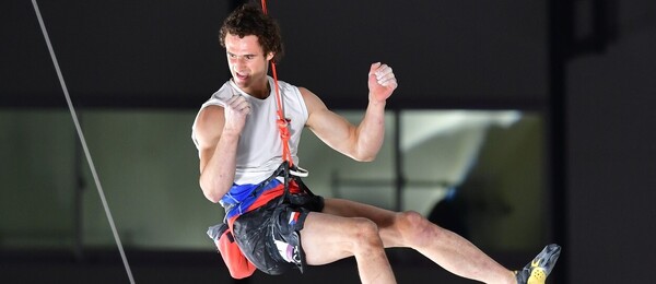 Sportovní lezení, Adam Ondra při lezení na obtížnost - lead