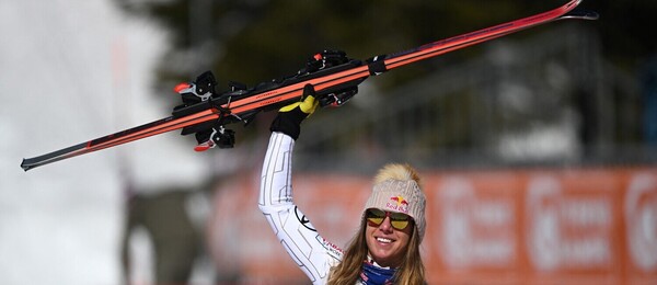 Alpské lyžování, česká závodnice Ester Ledecká během SP v Crans Montaně