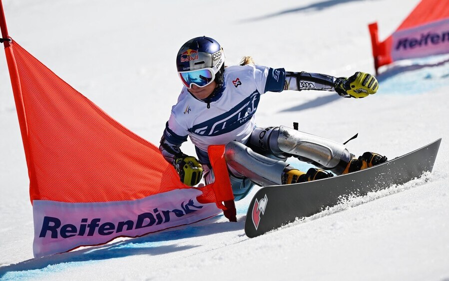 Snowboarding, Ester Ledecká při paralelním slalomu v německém Berchtesgadenu