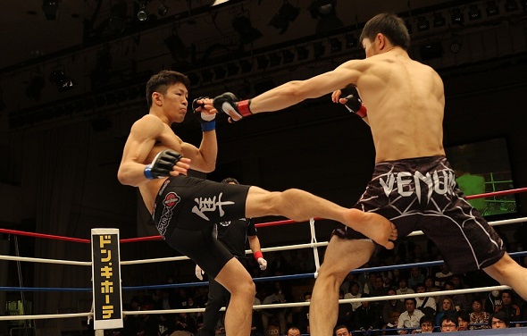 MMA - ilustrační foto souboj japonských borců