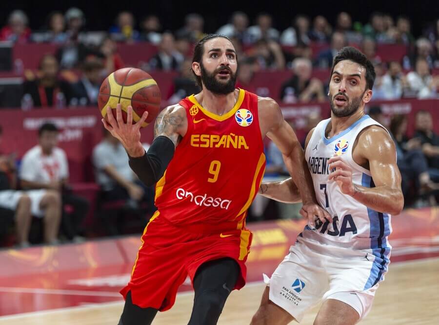 Basketbal, FIBA, Mistrovství světa, finále Španělsko proti Argentině, Ricky Rubio a Facundo Campazzo