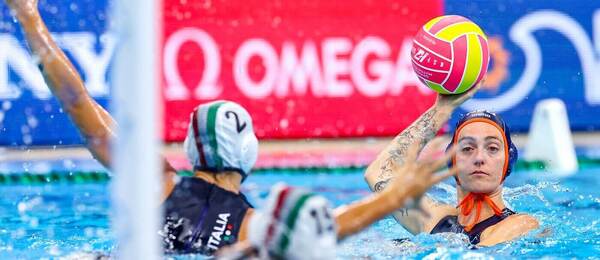 Vodní polo, Mistrovství světa, zápas Nizozemska proti Itálii na MS v Singapuru