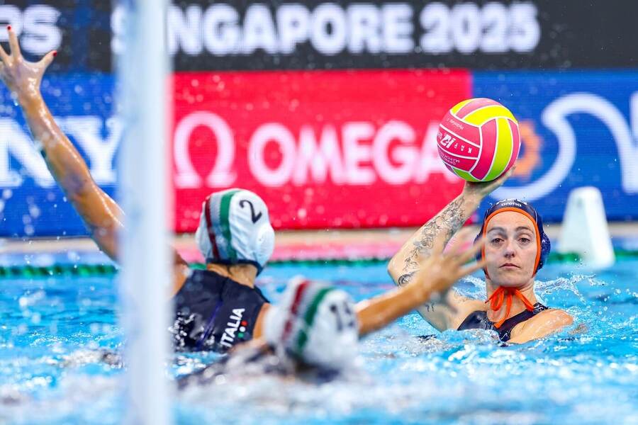 Vodní polo, Mistrovství světa, zápas Nizozemska proti Itálii na MS v Singapuru