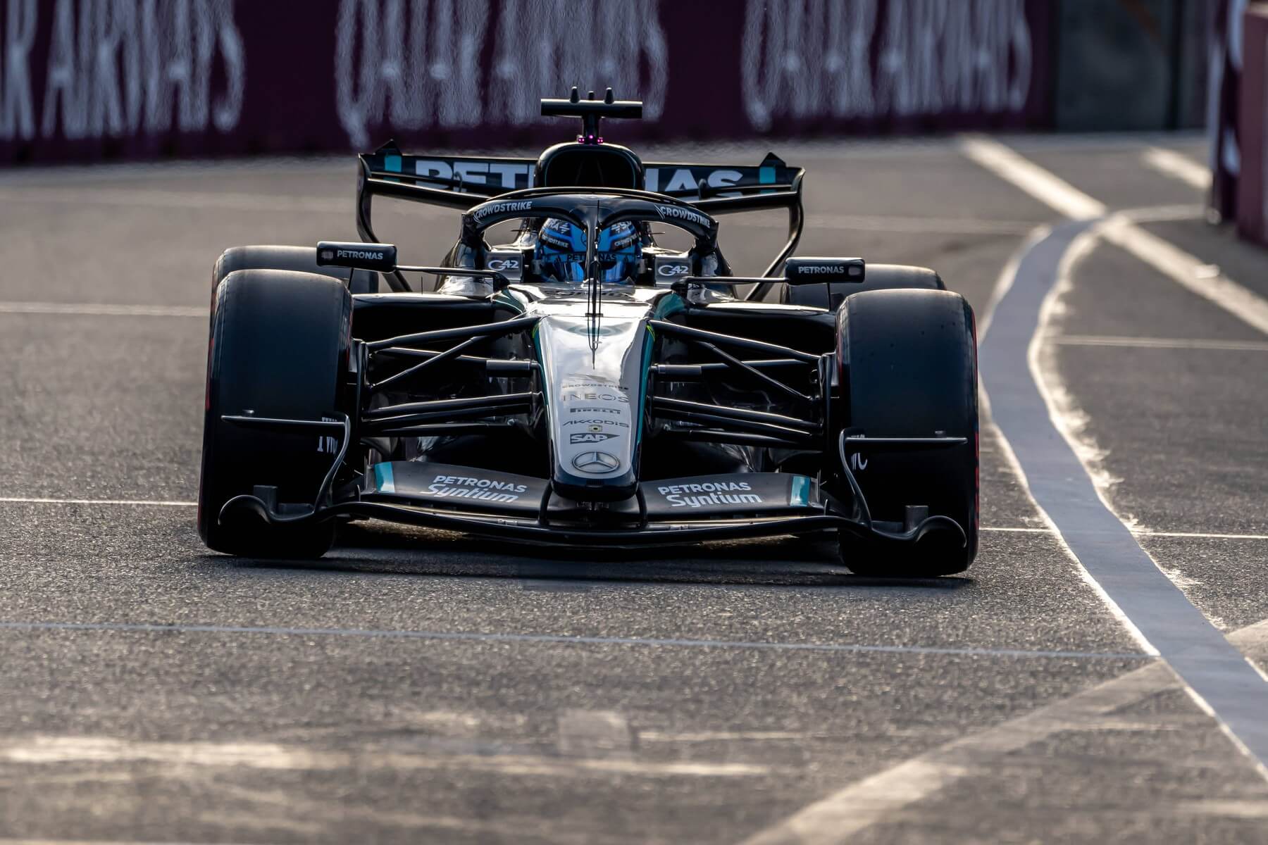 Photo: BetArena.cz Max Verstappen Secures Pole Position as F1 Returns to Sepang for the 2026 Bahrain Grand Prix