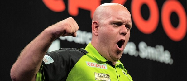 Šipky, PDC, Michael van Gerwen při finále Premier League Darts v Berlíně