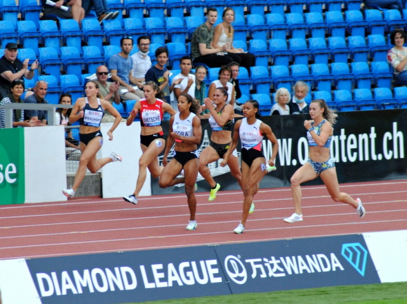 Atletika, běh na 100 m ženy - Zdroj Sonia Alves-Polidori, Shutterstock.com