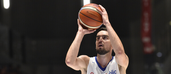 Basketbal, Tomáš Satoranský - Zdroj ČTK, Vostárek Josef