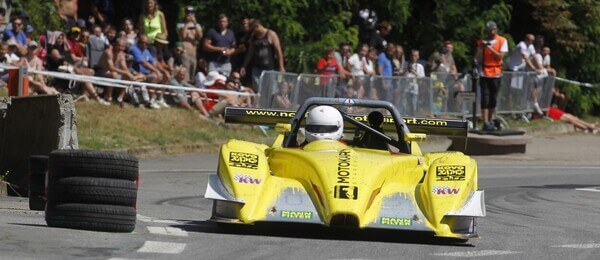 Motorsport, závody do vrchu v Náměšti nad Oslavou - MANN-FILTER Zámecký vrch