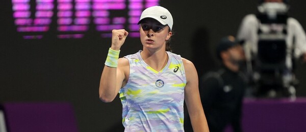 Tenis, WTA, Iga Swiatek při ženském turnaji v Dauhá - Doha, Katar