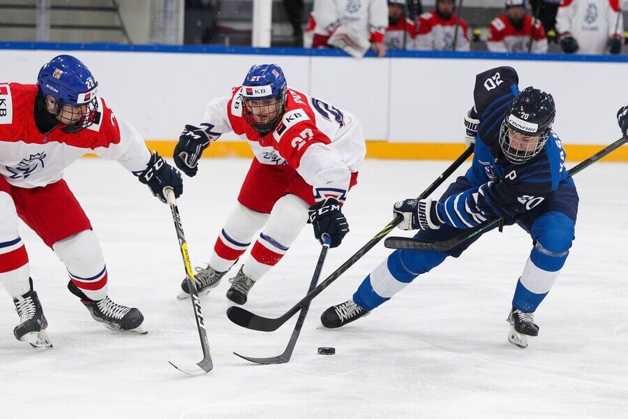 Hokejisté Česka a Finska na MS v hokeji do 18 let - MS hokej U18 - program, výsledky, tabulka, česká reprezentace, kde sledovat živě