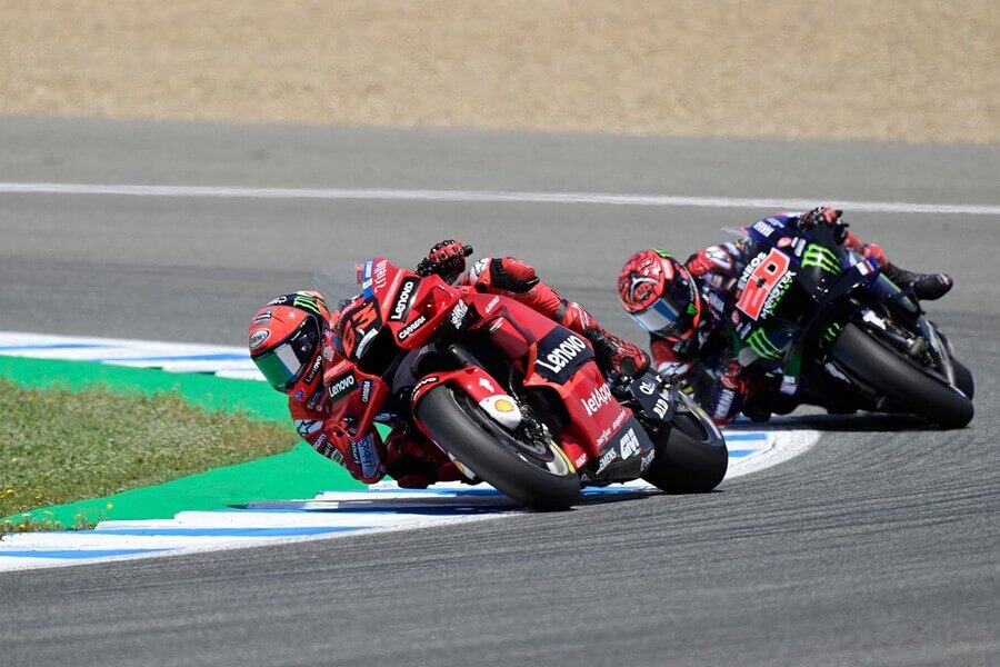 Motorsport, MotoGP, Francesco Bagnaia a Fabio Quartararo během Velké ceny Španělska - Jerez, Andalusie