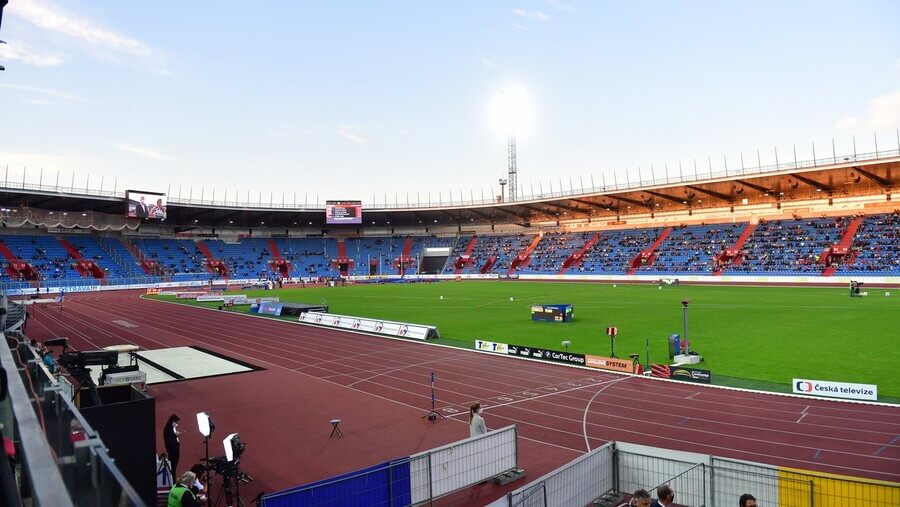 Atletika, Městský stadion v Ostravě-Vítkovicích, Zlatá tretra