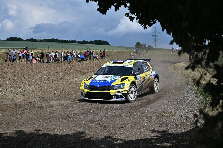 Rally, MČR, Věroslav Cvrček s Tomášem Prokorátem na Škodě Fabii R5 při Hustopečské rallye