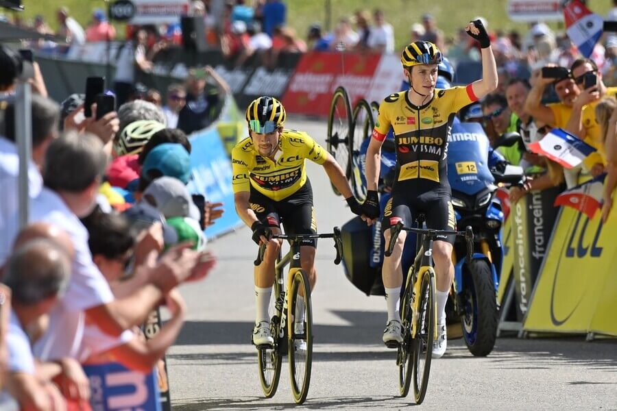 Cyklistika, UCI World Tour, Jonas Vingegaard a Primož Roglič v barvách stáje Jumbo-Visma