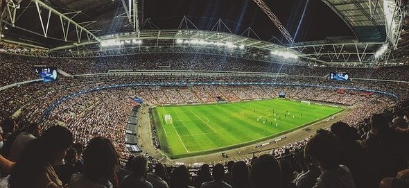 Fotbalový stadion - Pixabay