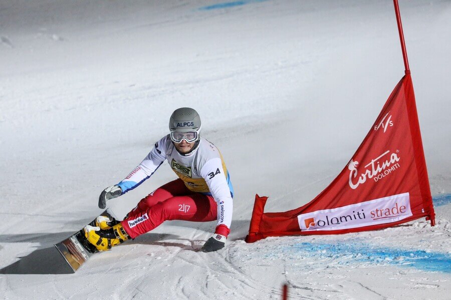 Snowboarding, FIS Světový pohár v paralelním slalomu Cortina, Dario Caviezel ze Švýcarska