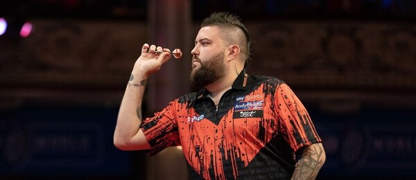 Šipky, PDC, Michael Smith během turnaje World Matchplay Darts, Anglie