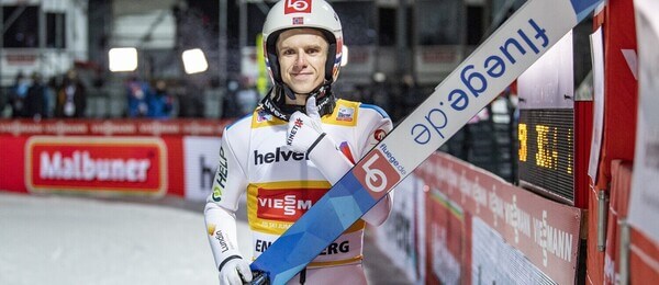 Skoky na lyžích, FIS Světový pohár v Engelbergu, norský skokan Halvor Egner Granerud
