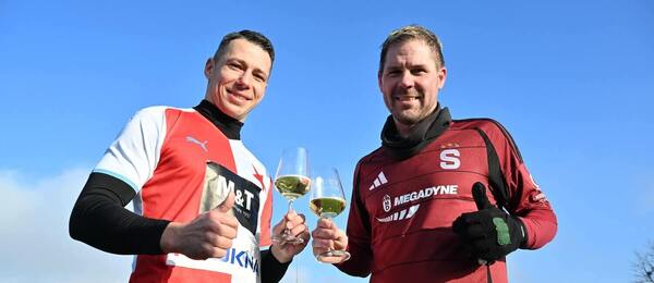 Slávista Marek Suchý a sparťan Tomáš Hübschman během Silvestrovského derby v roce 2024