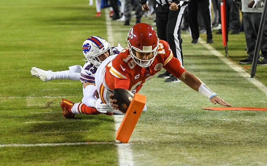 Patrick Mahomes, quarterback Kansas City Chiefs v zápase playoff NFL - Profimedia