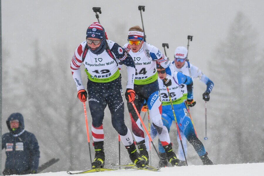 Biatlon, IBU Cup v německém Arberu, uprostřed Vítězslav Hornig