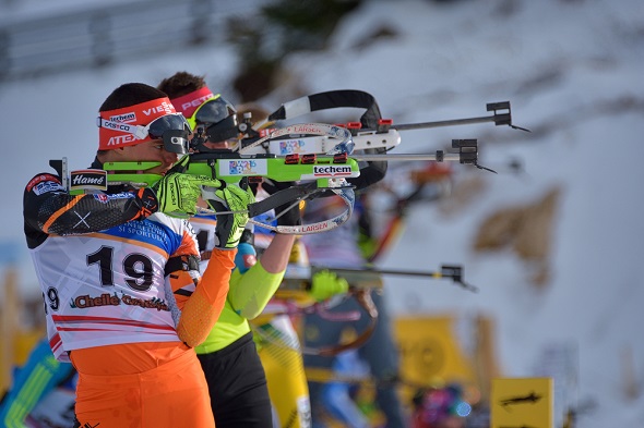 Biatlon, závod juniorů - Zdroj Weblogiq, Shutterstock.com