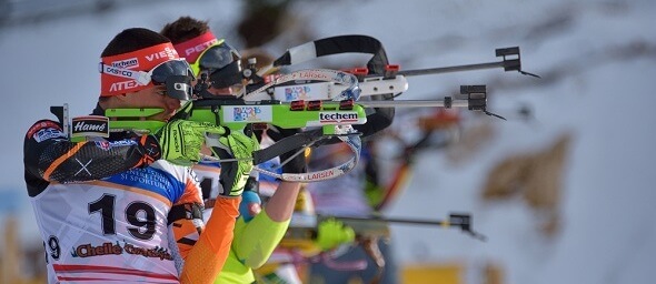 Biatlon, závod juniorů - Zdroj  Weblogiq, Shutterstock.com