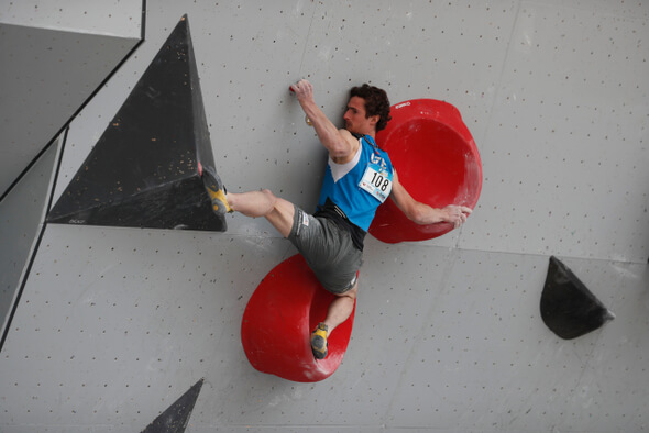 Horolozectví, sportovní lezec Adam Ondra, bouldering - ČTK, AP, David Zalubowski