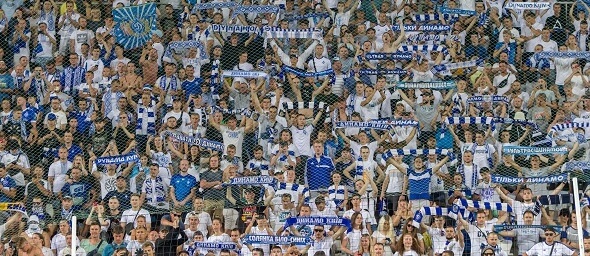 Fotbal, Ukrajina, Dynamo Kyjev, fanoušci - Zdroj A_Lesik, Shutterstock.com