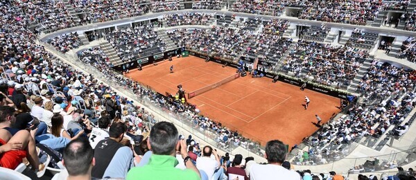 Tenis, ATP a WTA, Italian Open v Římě, pohled na centrální kurt na antuce