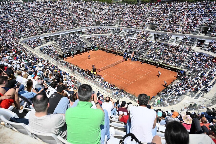 Tenis, ATP a WTA, Italian Open v Římě, pohled na centrální kurt na antuce