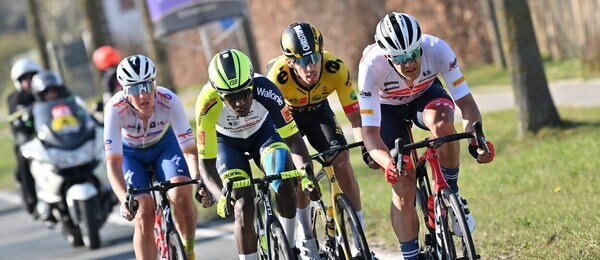 Cyklistika, UCI World Tour, klasika Gent-Wevelgem, Biniam Girmay, Dries Van Gestel, Christophe Laporte a Jasper Stuyven v úniku